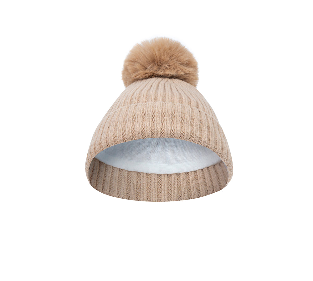 AUSTRALIAN SHEPHERD® UGG Boots Baby Bootie Pom Pom Beanie Gift Set