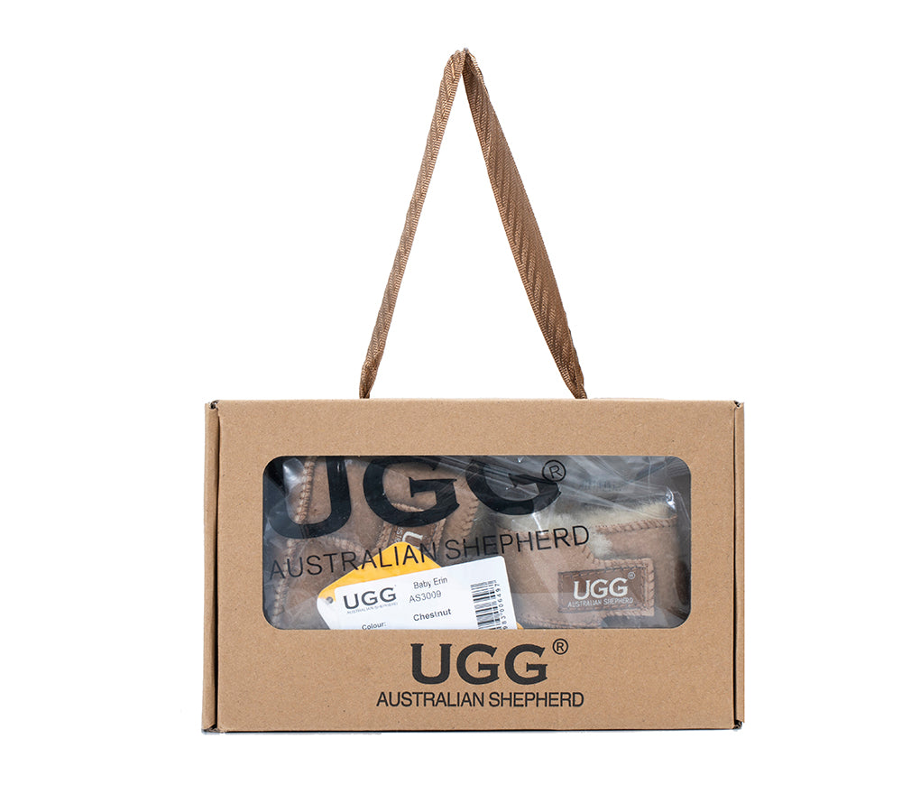 AUSTRALIAN SHEPHERD® UGG Boots Baby Bootie Pom Pom Beanie Gift Set