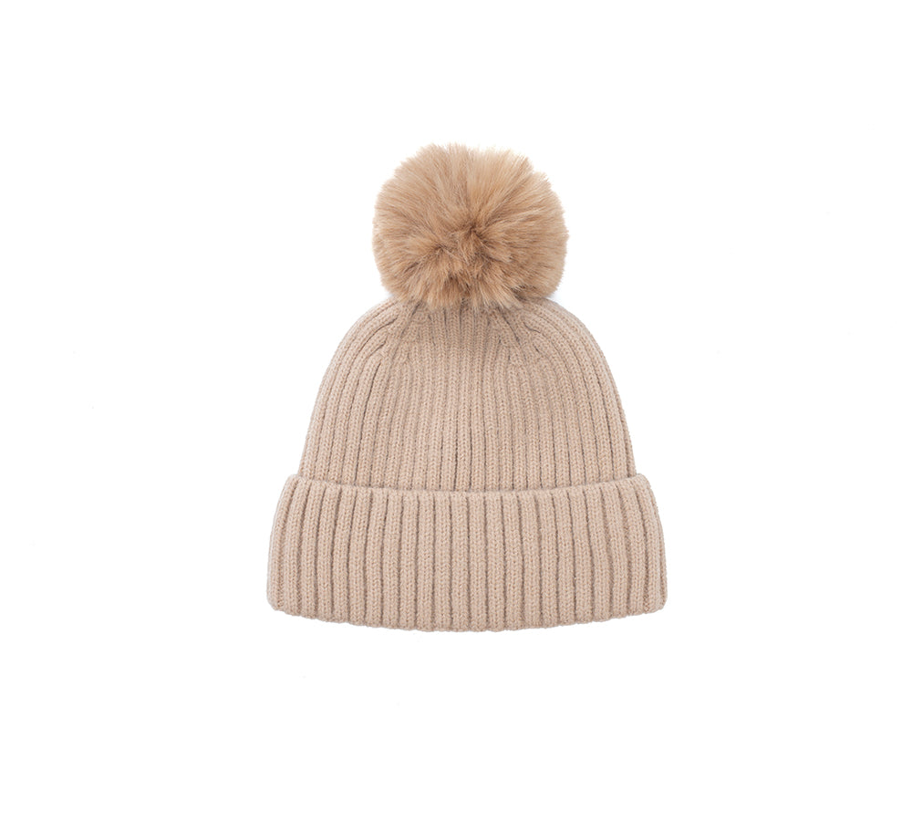 AUSTRALIAN SHEPHERD® UGG Boots Baby Bootie Pom Pom Beanie Gift Set